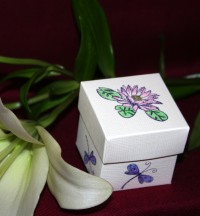 Photograph of the Lilly Favour Box